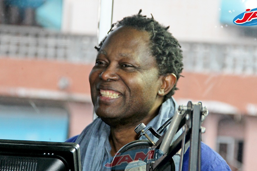 LE CONSEIL DE LOKUA KANZA AUX JEUNES ARTISTES