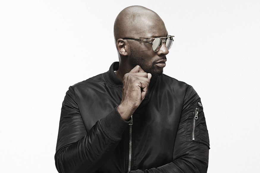 SINGUILA VA-T-IL SE MARIER ?