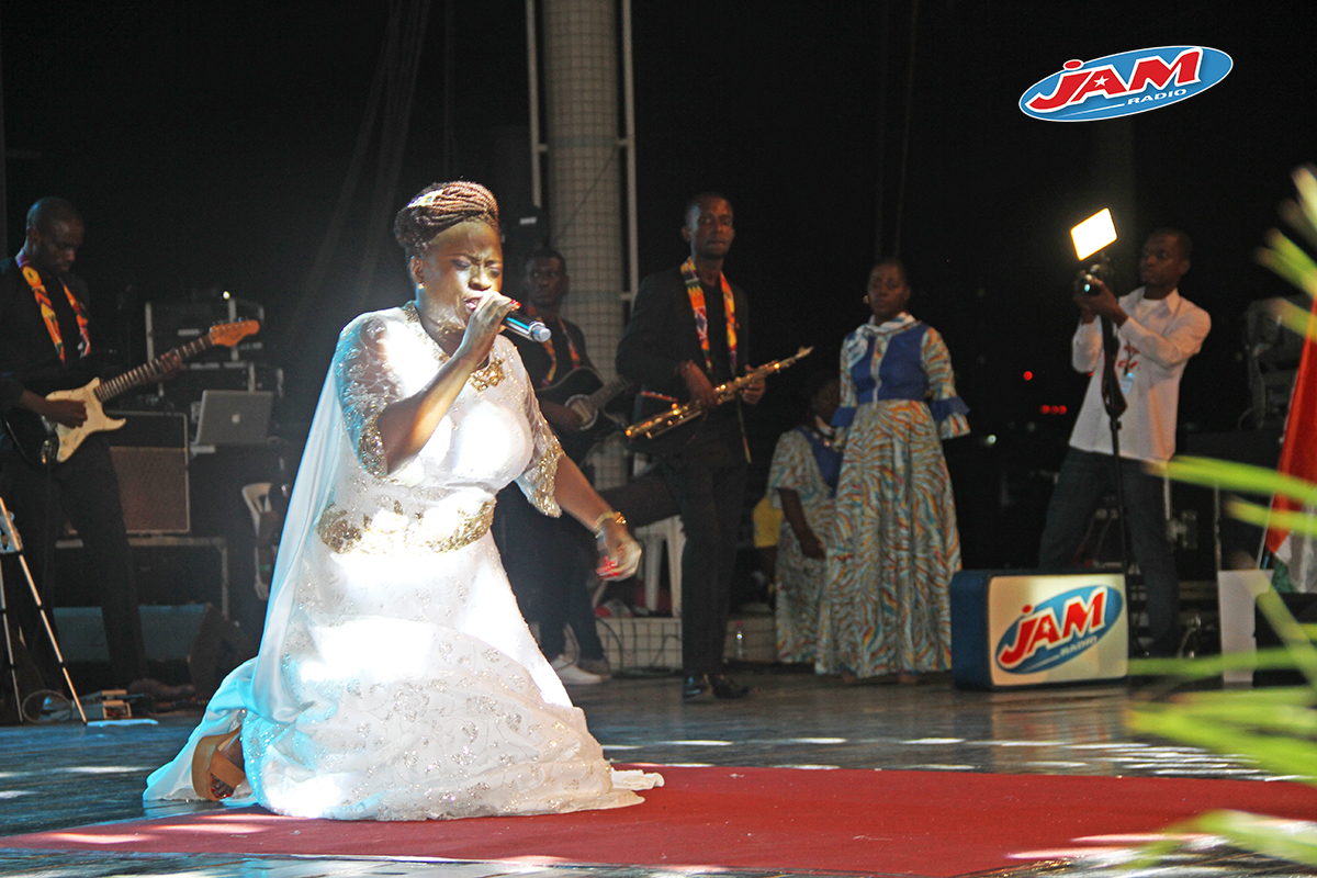 IMG_4479.jpg (756 KB)