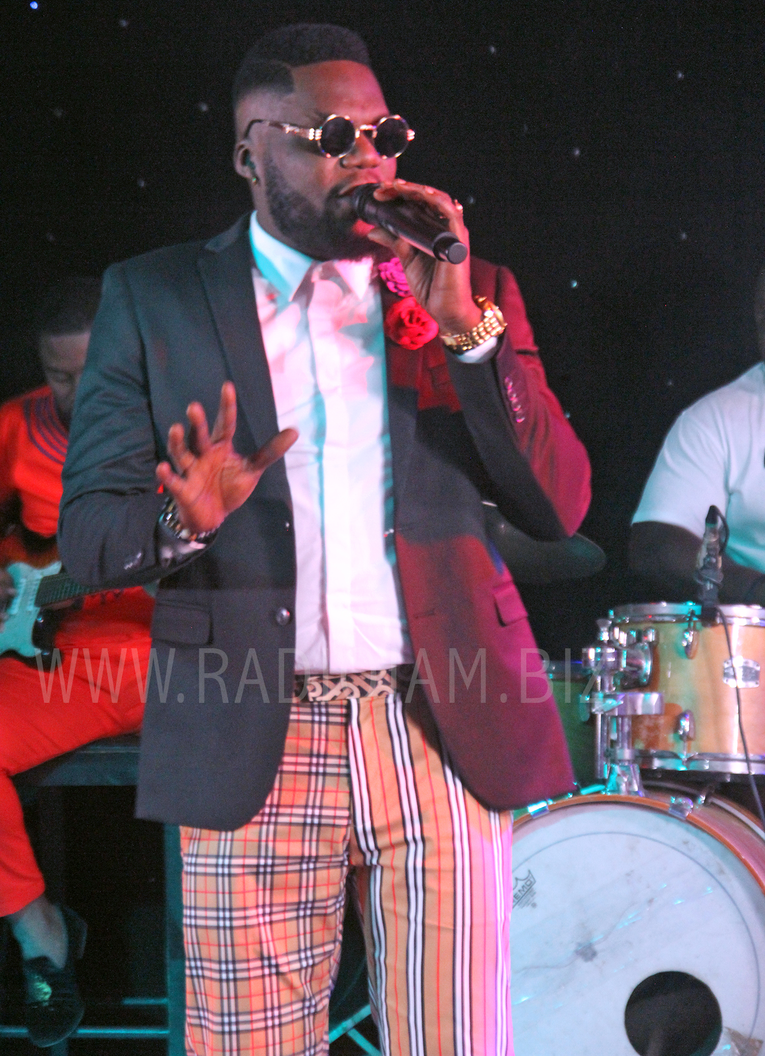 mix 1err.jpg (2.51 MB)